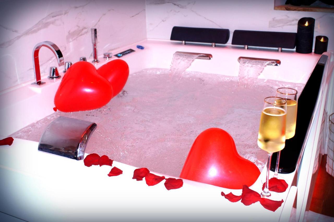 Le Venus - Appartement Spa Privatif Balneo Sauna Dijon Zewnętrze zdjęcie