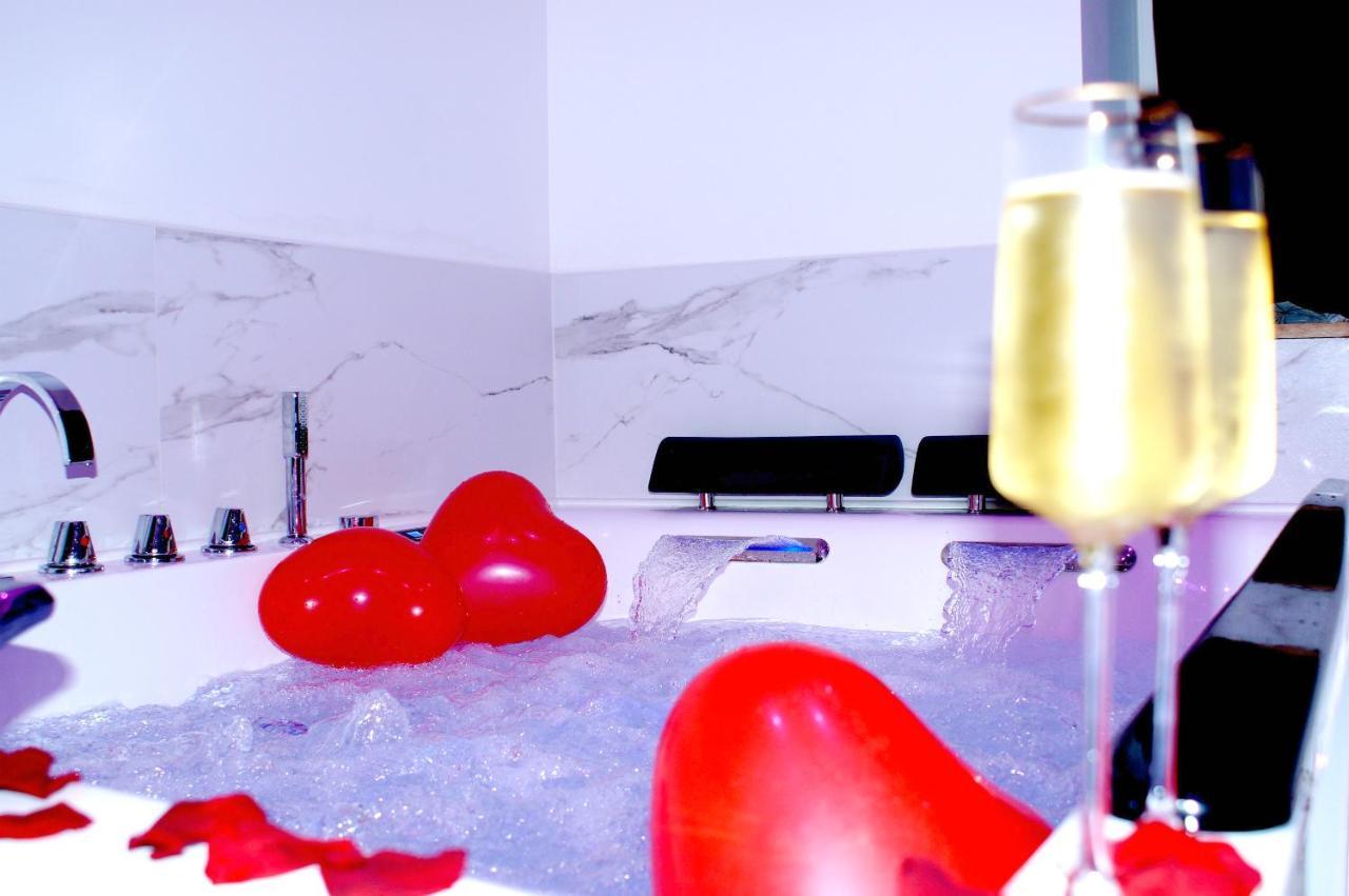 Le Venus - Appartement Spa Privatif Balneo Sauna Dijon Zewnętrze zdjęcie
